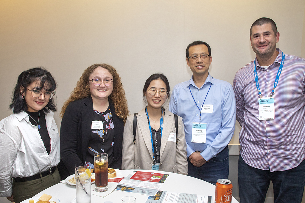 050WU-Boston10-17-22-Osberg Amy Neusaenger, Kennedy Setter, Hye Jin Lee, Howard Chen, and Thomas Diezi.