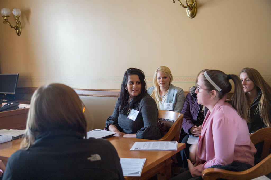 20180208-IMG_3662 Pharmacy students gathered in legislator's office