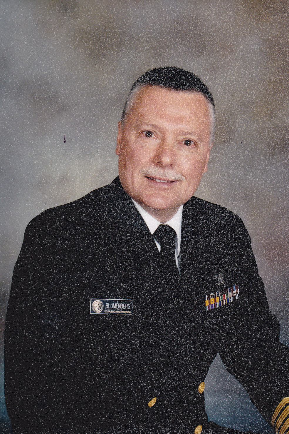 An official USPHS portrait of Tom Blumenberg.