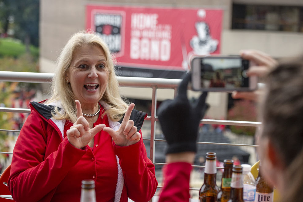PharmacyAlumniTailgateEvent_1018_DSC_6890 Alumni catching up at the UW-Madison Pharmacy Alumni Tailgate event, held at Union South during the Badgers vs. Cornhuskers game.