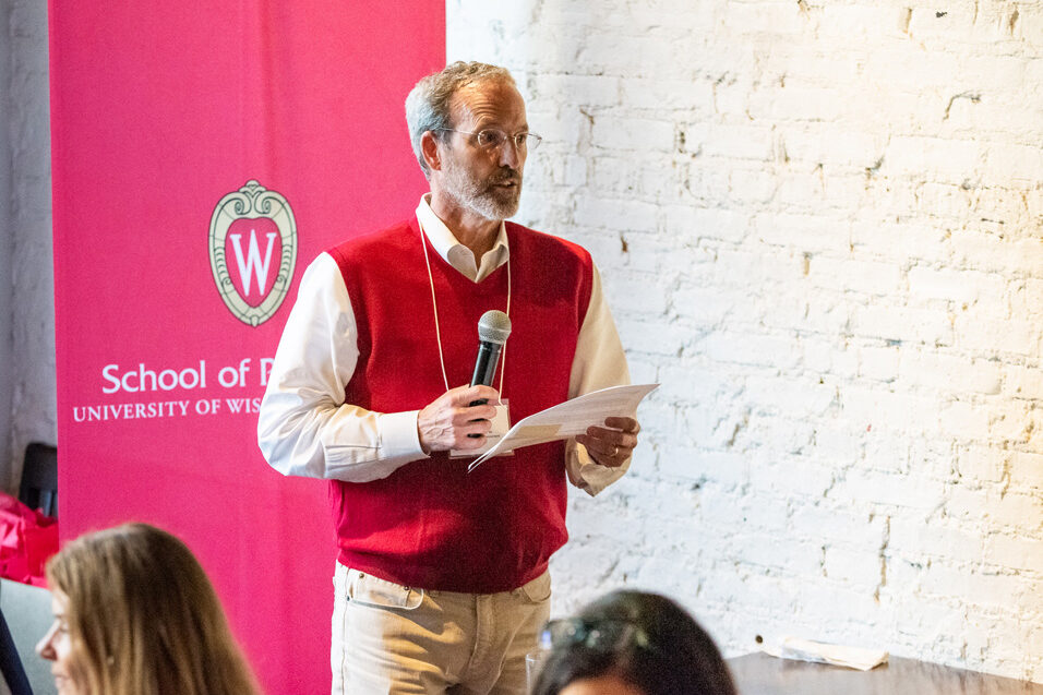UWPharm-Coopers_2022_DSC_1608_057 Dave Mott speaking at alumni event at Cooper's Tavern