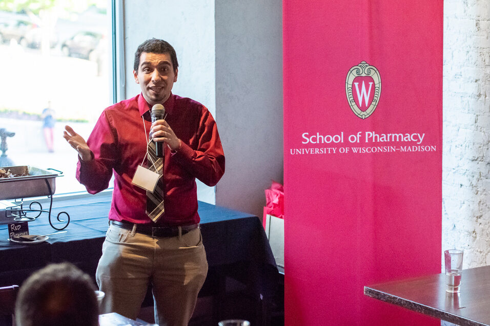 UWPharm-Coopers_2022_DSC_1624_061 Guest speaker at alumni event at Cooper's Tavern
