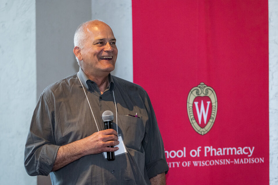 UWPharm-Coopers_2022_DSC_1809_099 Guest speaker at alumni event at Cooper's Tavern