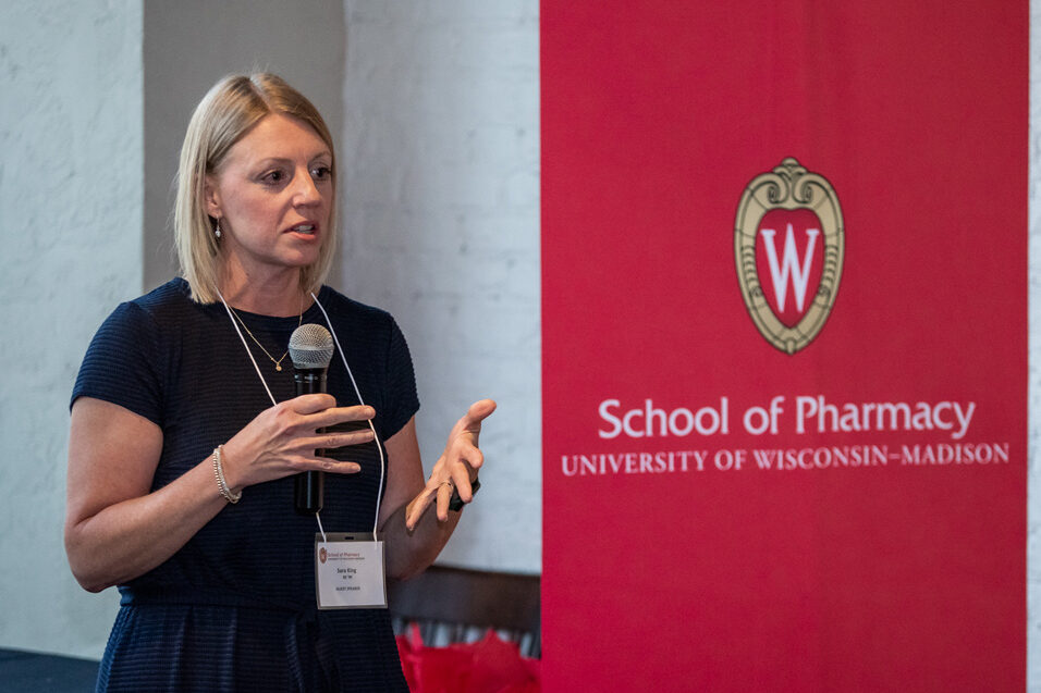 UWPharm-Coopers_2022_DSC_1858_118 Guest speaker at alumni event at Cooper's Tavern