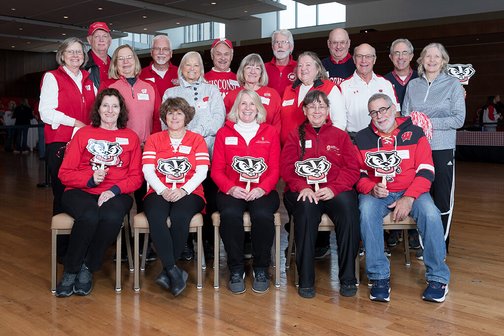 School of Pharmacy Alumni Tailgate Party 2023 Group photo at Alumni tailgate party