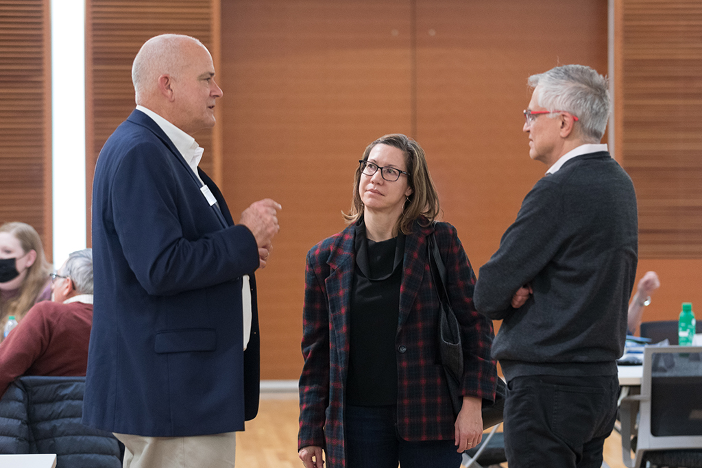 UW–Madison School of Pharmacy Board of Visitors Meeting 2022 Paul Hutson speaks with Mehran Yazdanian and Leslie Dickman
