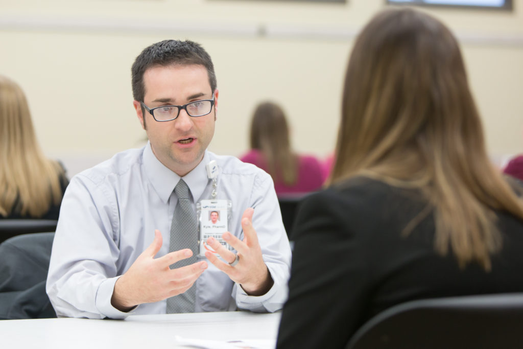 The UW–Madison School of Pharmacy Networking Roundtable event is an opportunity for pharmacy students to meet pharmacists who work in variety of career paths.