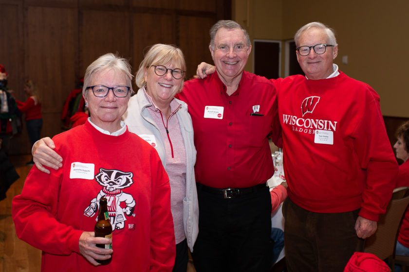 phar110919_006 Alumni at the 2019 Tailgate