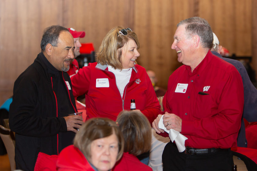 phar110919_038 Alumni at the 2019 Tailgate