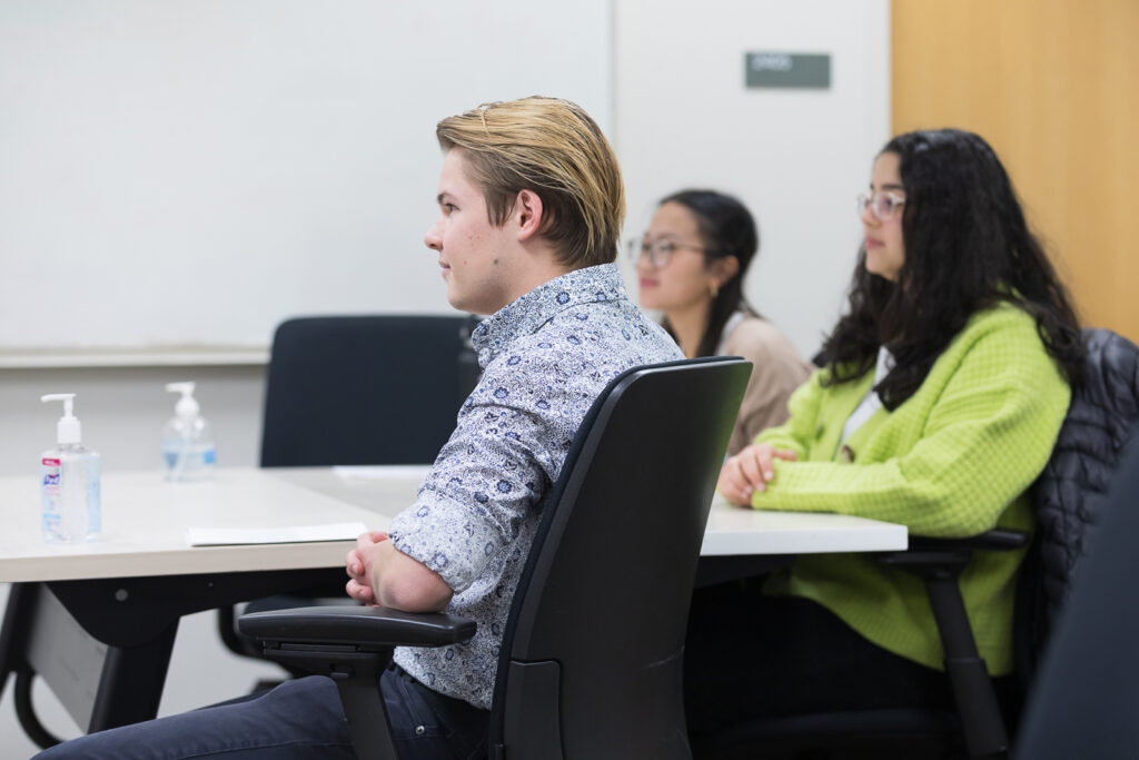 SoP Lecture: Cultivating Belonging in Pharmacy (December 1, 2023) PharmD students listen to a presentation during the DiveRxsity Dialogues event.