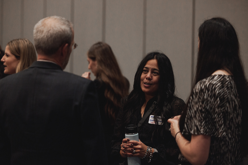 pharma0240_ Alumni speak with Dave Mott