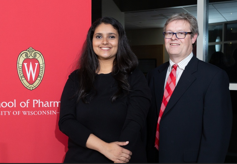 Tanvee Thakur (SAS grad student and winner of the 2018 Dissertator Award) poses with Chuck Lauhon, Director of Graduate Studies